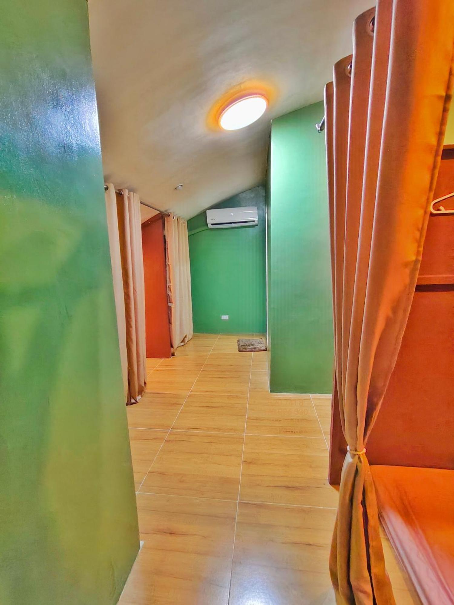 Mactan Airport Hostel At Aashvi Cozy Cabin Мактан Екстер'єр фото